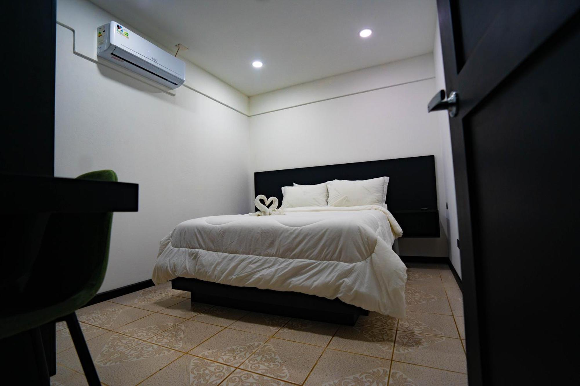 Apartamentos La Casona La Fortuna Екстериор снимка