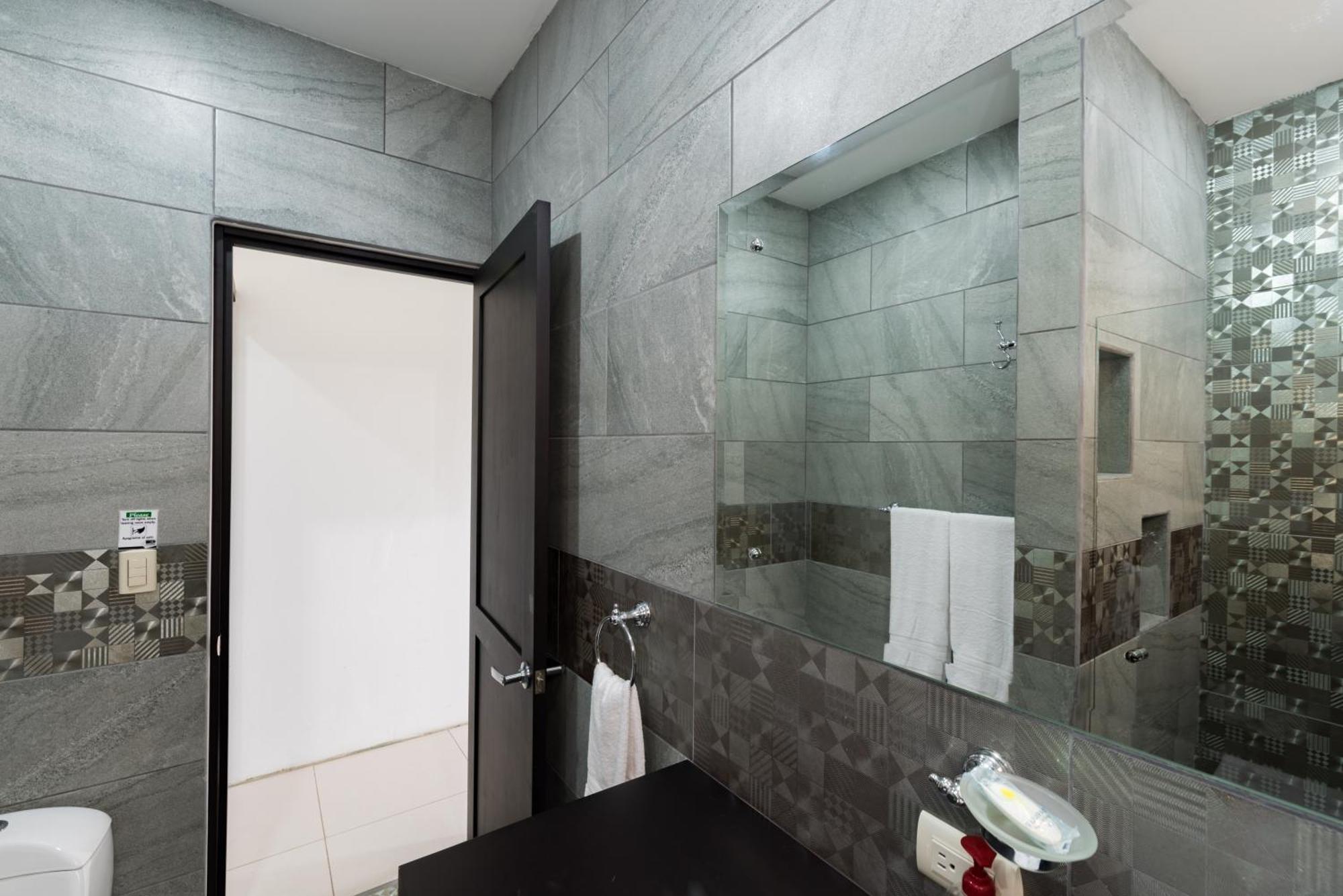 Apartamentos La Casona La Fortuna Екстериор снимка
