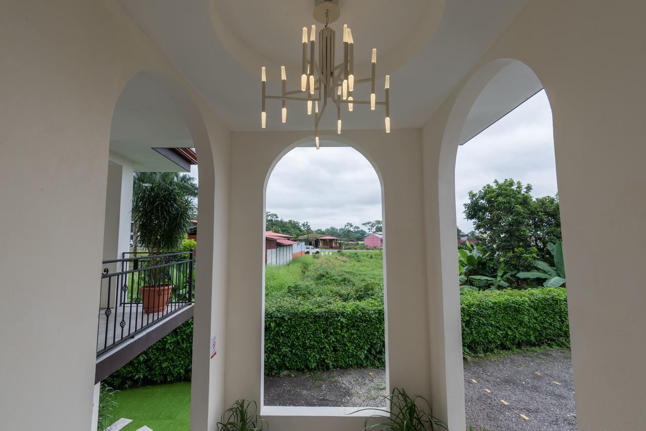 Apartamentos La Casona La Fortuna Екстериор снимка